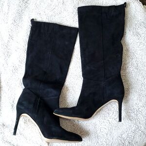 Stunning 😍 black ⚫ high heeled boots!